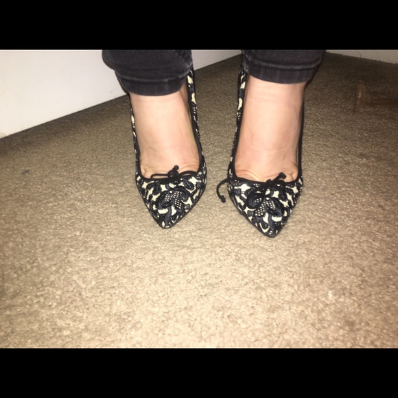 Tom Ford Lace Heels - Picture 4 of 6